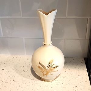 LENOX WHEAT SINGLE VASE ETCHED IN 24 CT GOLD